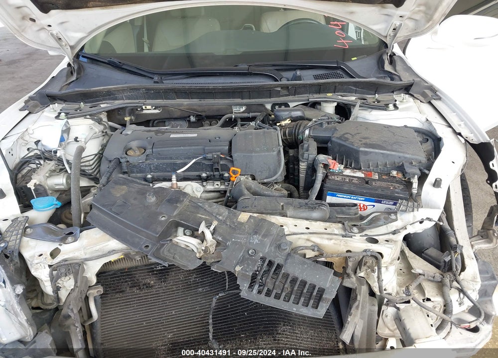 2016 HONDA ACCORD EX-L VIN: 1HGCR2F82GA077132