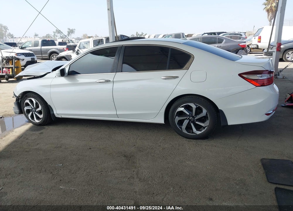2016 HONDA ACCORD EX-L VIN: 1HGCR2F82GA077132