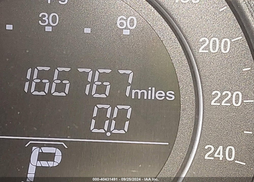 2016 HONDA ACCORD EX-L VIN: 1HGCR2F82GA077132
