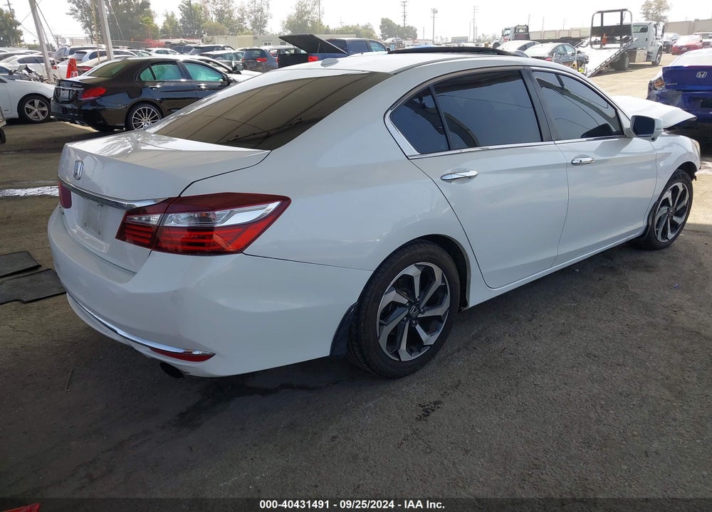 2016 HONDA ACCORD EX-L VIN: 1HGCR2F82GA077132