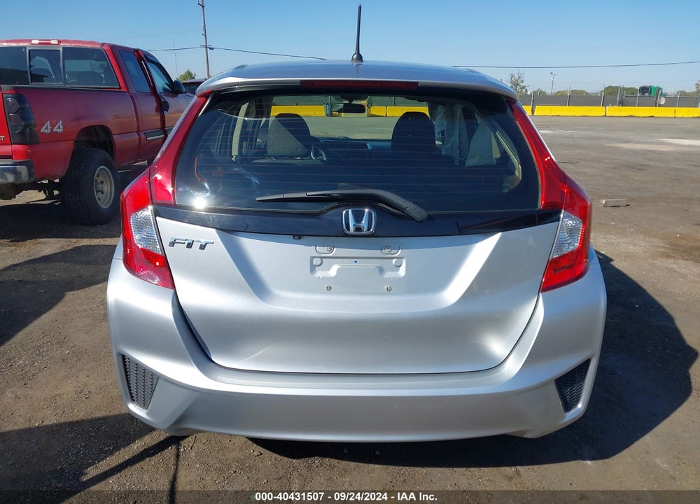 2016 HONDA FIT LX VIN: JHMGK5H5XGX021007