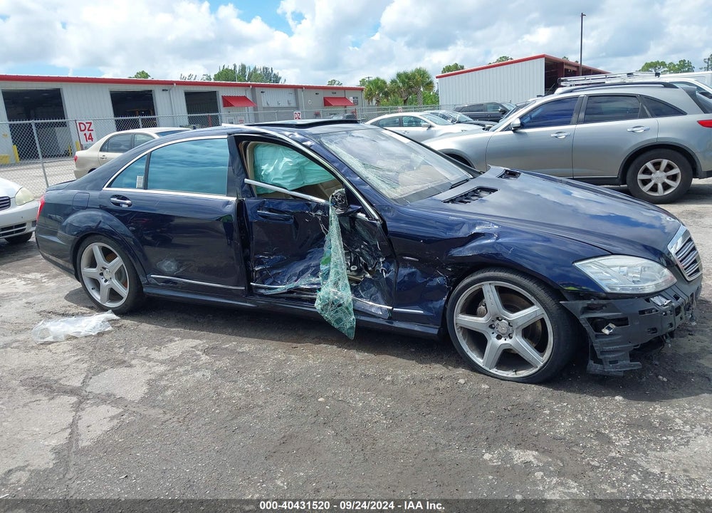 2012 MERCEDES-BENZ S 550 VIN: WDDNG7DBXCA454038