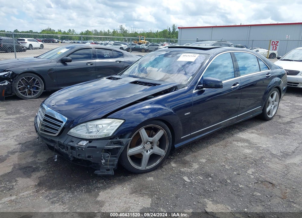 2012 MERCEDES-BENZ S 550 VIN: WDDNG7DBXCA454038
