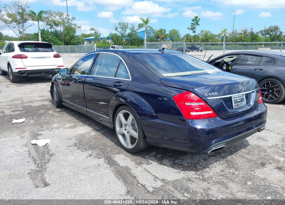 2012 MERCEDES-BENZ S 550 VIN: WDDNG7DBXCA454038