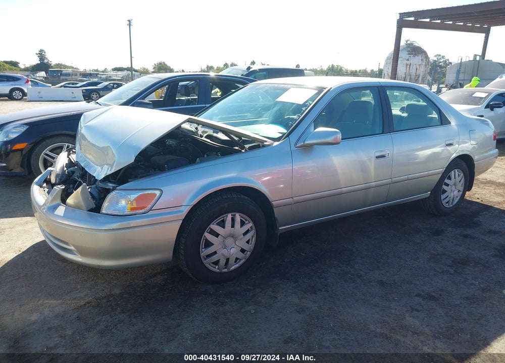 2001 TOYOTA CAMRY LE VIN: JT2BG22KX10567311