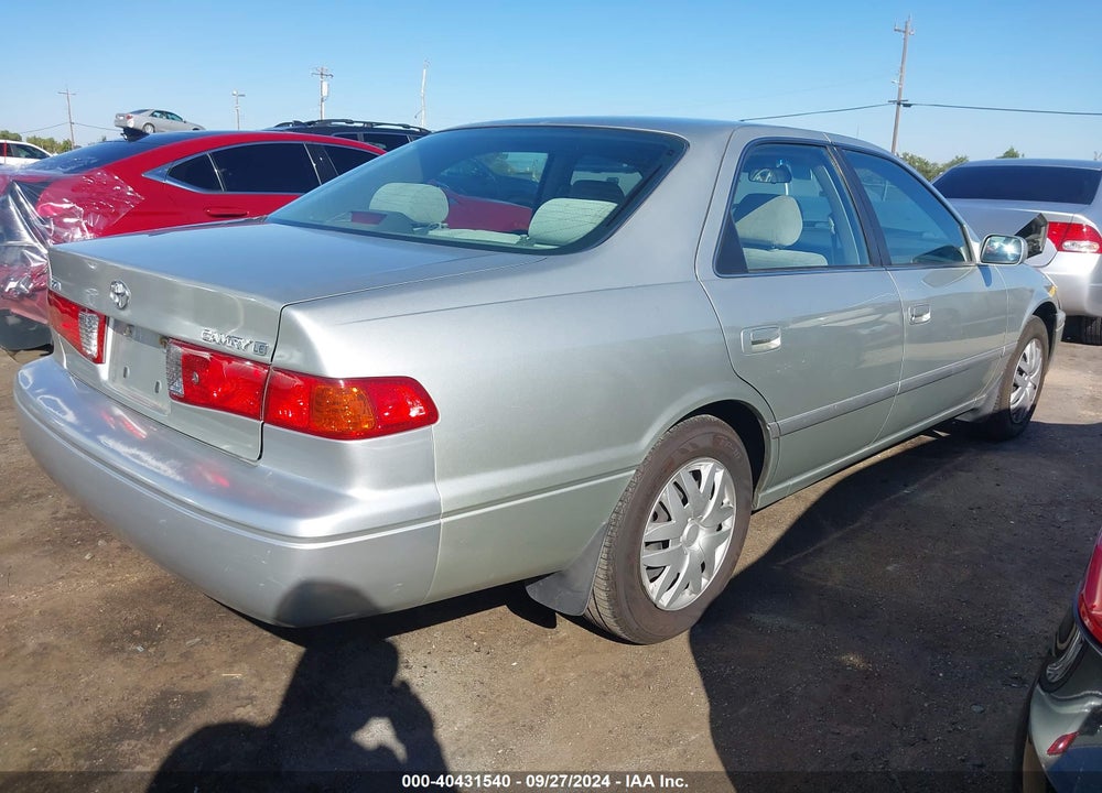 2001 TOYOTA CAMRY LE VIN: JT2BG22KX10567311