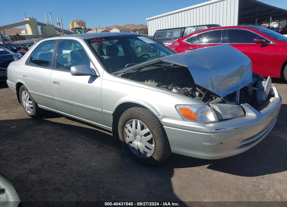 2001 TOYOTA CAMRY LE VIN: JT2BG22KX10567311