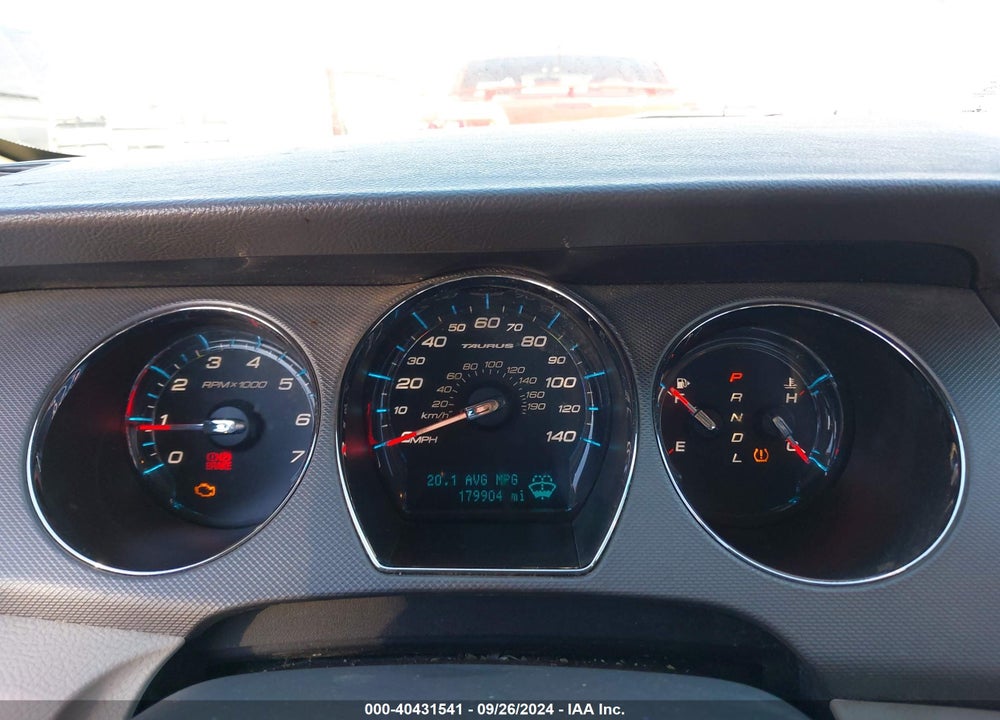 2010 FORD TAURUS SE VIN: 1FAHP2DW4AG141824
