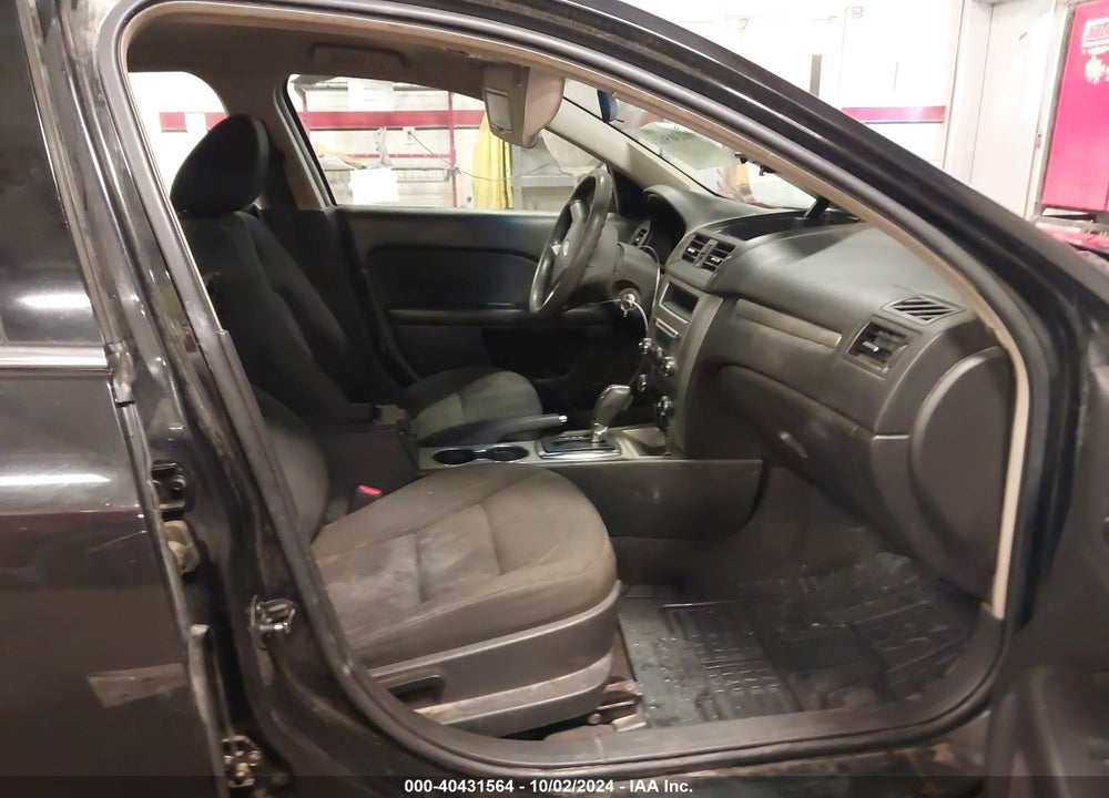 2010 FORD FUSION SE VIN: 3FAHP0HAXAR170059