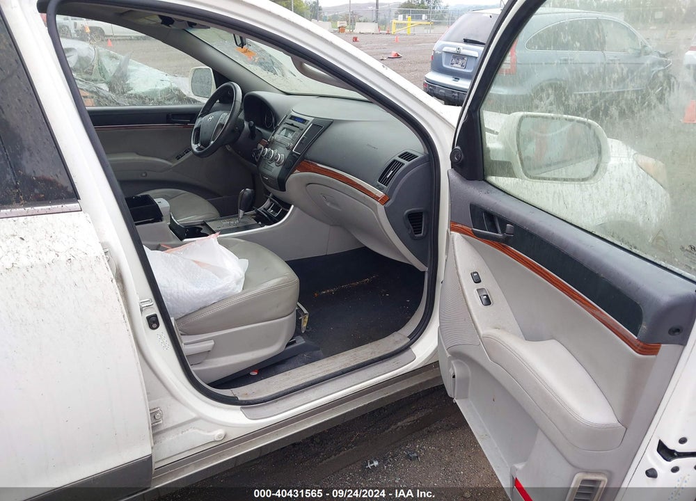 2011 HYUNDAI VERACRUZ GLS VIN: KM8NU4CC4BU140308