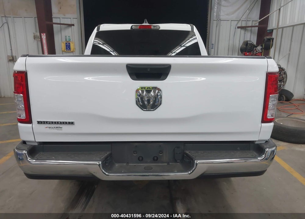 2024 RAM 1500 BIG HORN 4X2 5'7 BOX VIN: 1C6RREFG5RN151955
