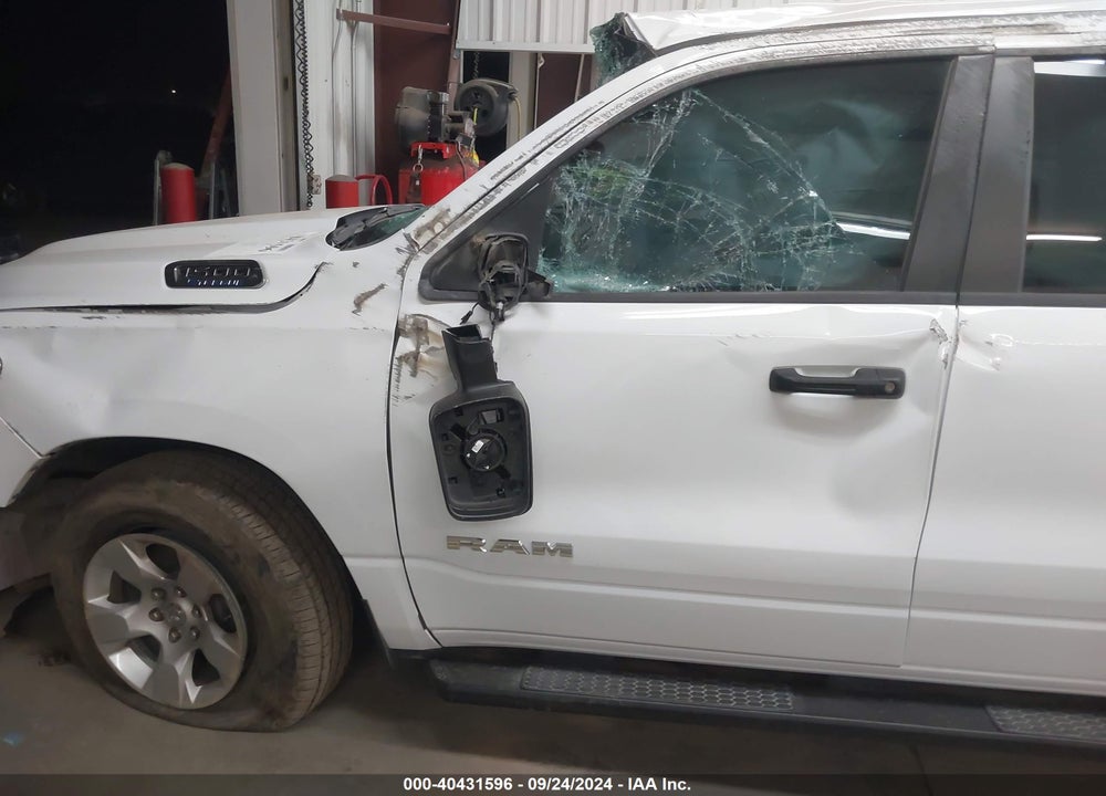 2024 RAM 1500 BIG HORN 4X2 5'7 BOX VIN: 1C6RREFG5RN151955