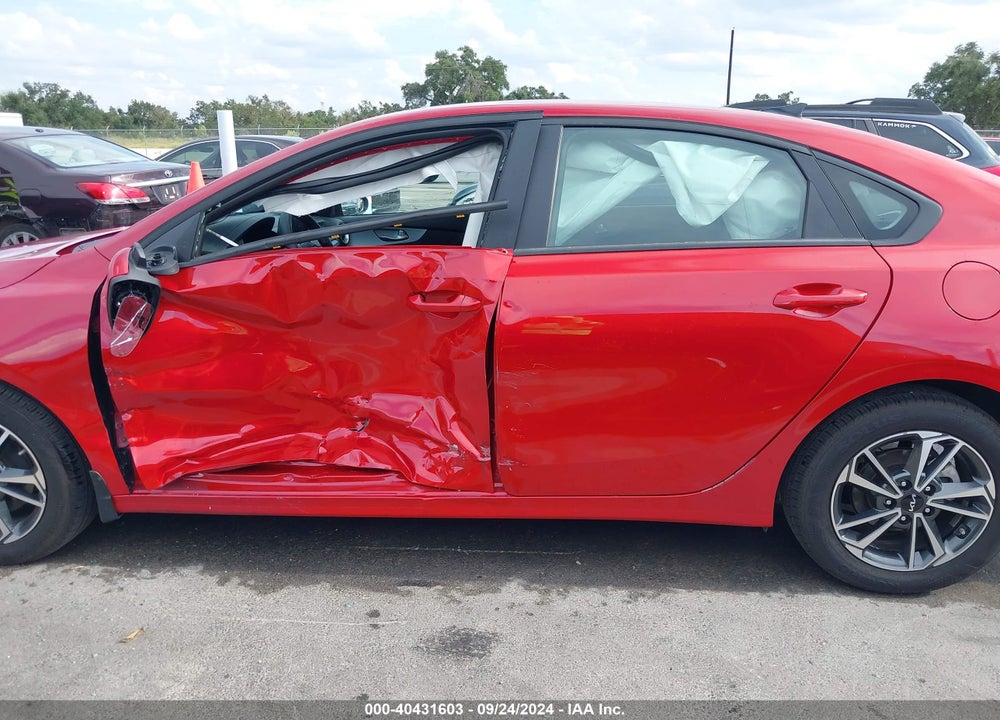 2024 KIA FORTE LXS VIN: 3KPF24AD0RE741296