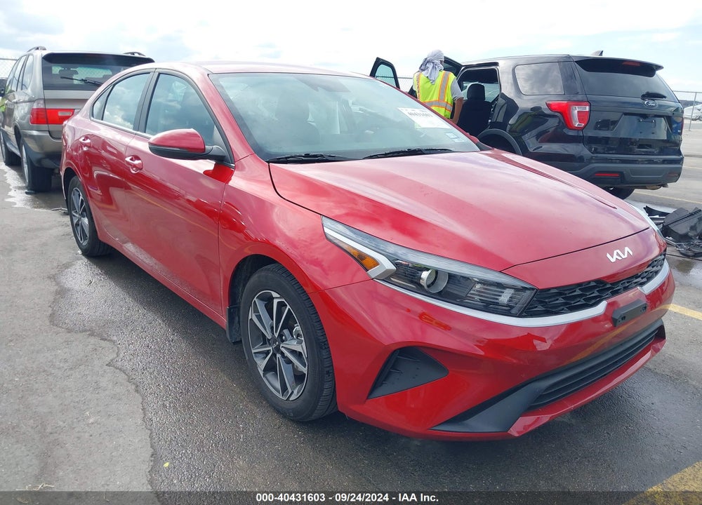 2024 KIA FORTE LXS VIN: 3KPF24AD0RE741296