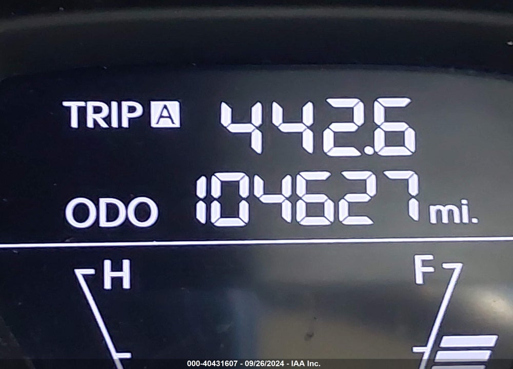 2011 HYUNDAI ELANTRA LIMITED (ULSAN PLANT) VIN: KMHDH4AE6BU107511