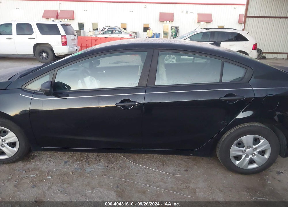 2017 KIA FORTE LX VIN: 3KPFK4A73HE089914