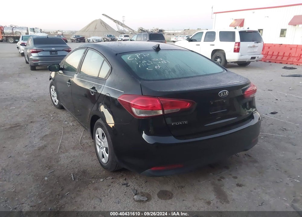 2017 KIA FORTE LX VIN: 3KPFK4A73HE089914
