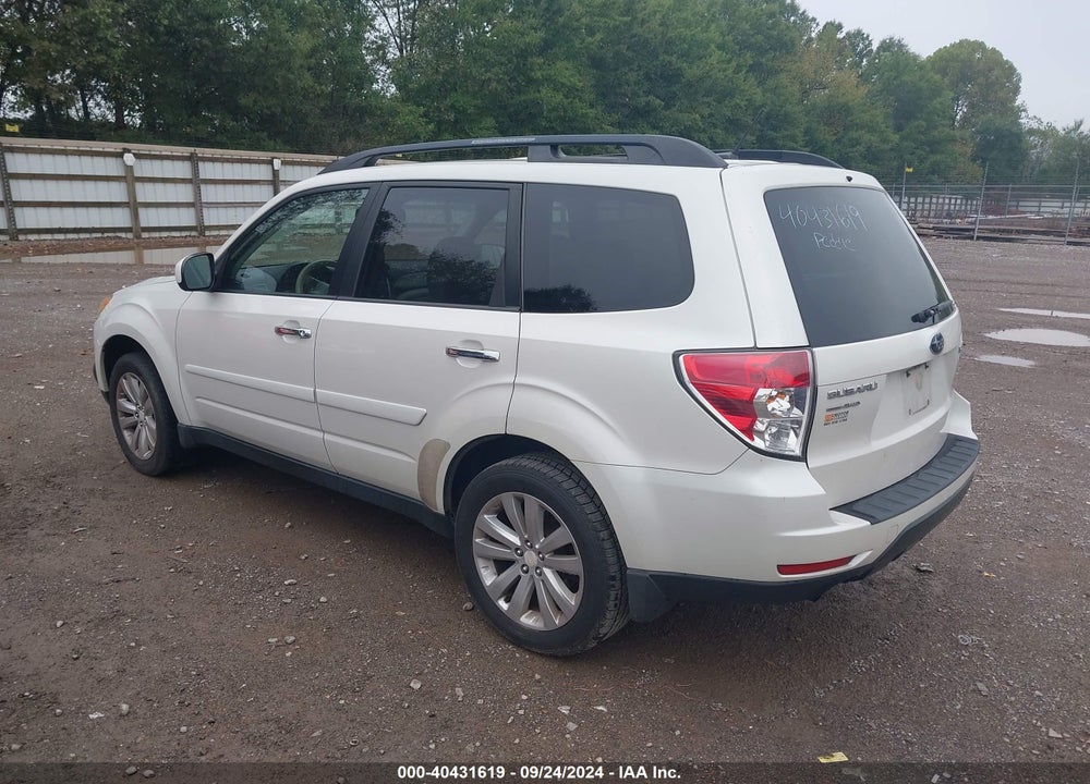 2011 SUBARU FORESTER 2.5X PREMIUM VIN: JF2SHADC5BH776755