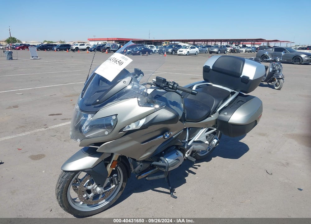 2015 BMW R1200 RT VIN: WB10A1304FZ192359