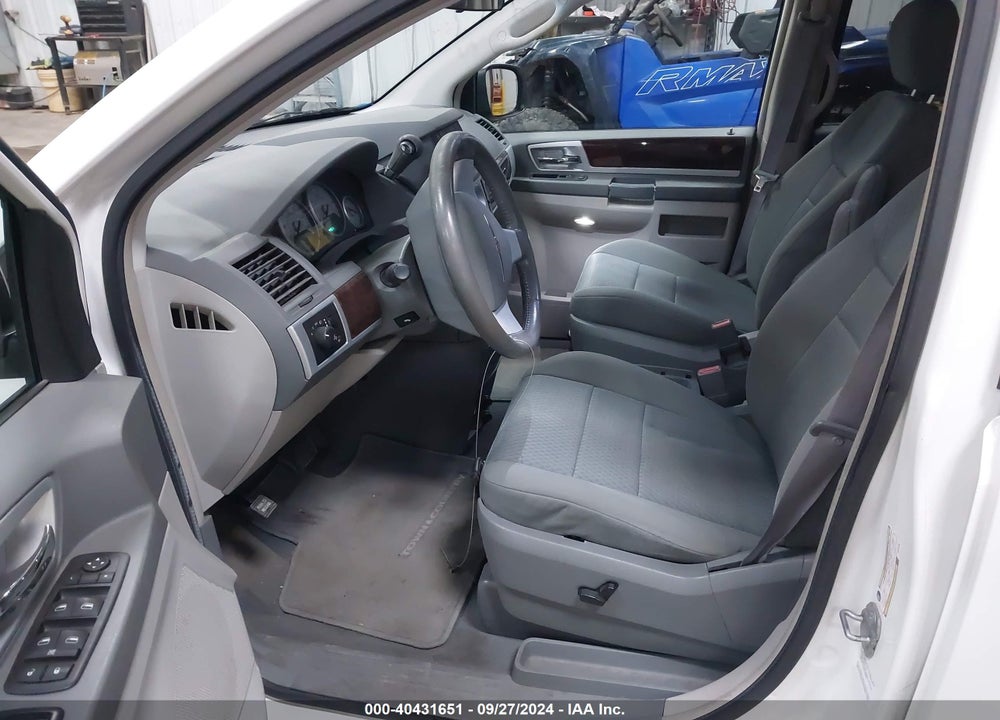 2010 CHRYSLER TOWN & COUNTRY TOURING VIN: 2A4RR5D12AR109106