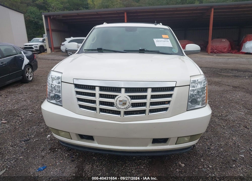 2008 CADILLAC ESCALADE ESV STANDARD VIN: 1GYFK66878R240118