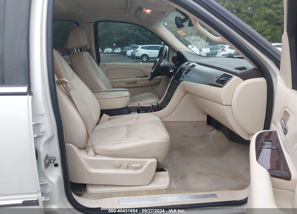 2008 CADILLAC ESCALADE ESV STANDARD VIN: 1GYFK66878R240118