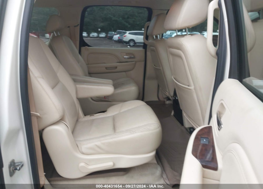 2008 CADILLAC ESCALADE ESV STANDARD VIN: 1GYFK66878R240118