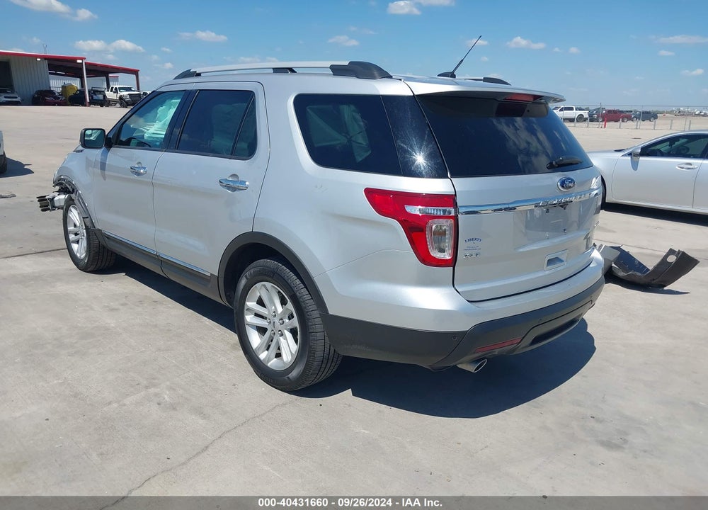 2015 FORD EXPLORER XLT VIN: 1FM5K7D89FGA93721
