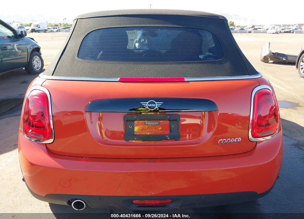 2019 MINI CONVERTIBLE COOPER VIN: WMWWG5C57K3H07950