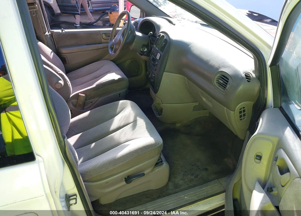 2001 DODGE GRAND CARAVAN SPORT VIN: 2B8GP44G31R116496