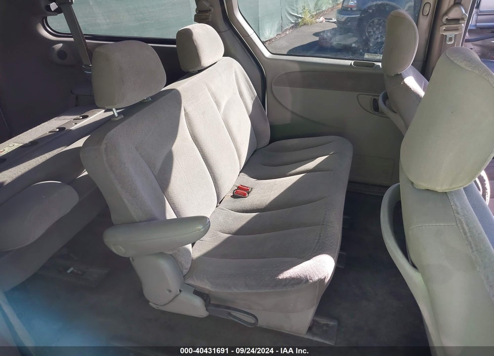 2001 DODGE GRAND CARAVAN SPORT VIN: 2B8GP44G31R116496