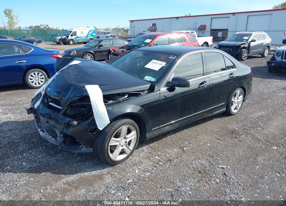 2011 MERCEDES-BENZ C 300 LUXURY 4MATIC/SPORT 4MATIC VIN: WDDGF8BBXBF653063