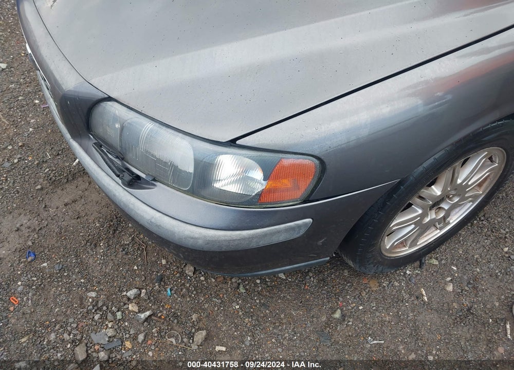 2004 VOLVO S60 2.4 VIN: YV1RS61T642337659