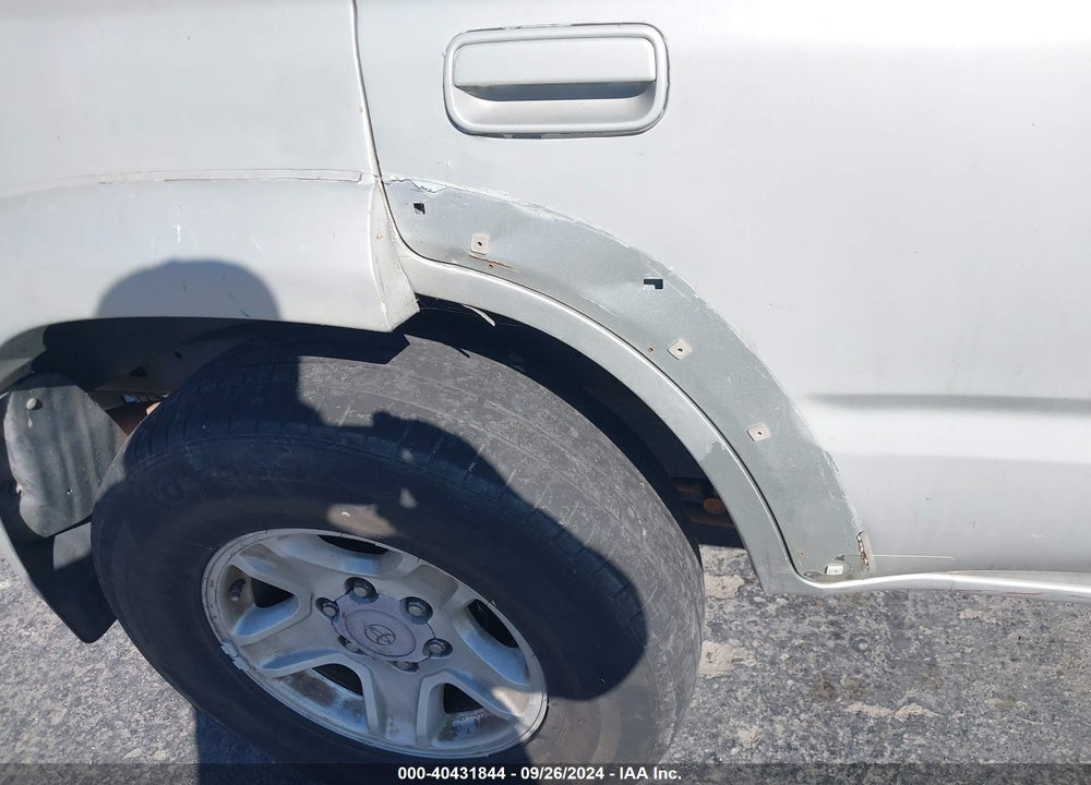 2000 TOYOTA 4RUNNER SR5 V6 VIN: JT3GN86R4Y0162847