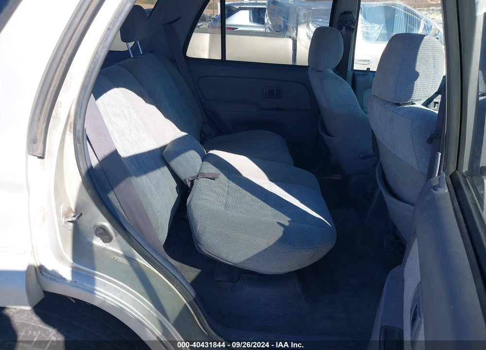 2000 TOYOTA 4RUNNER SR5 V6 VIN: JT3GN86R4Y0162847