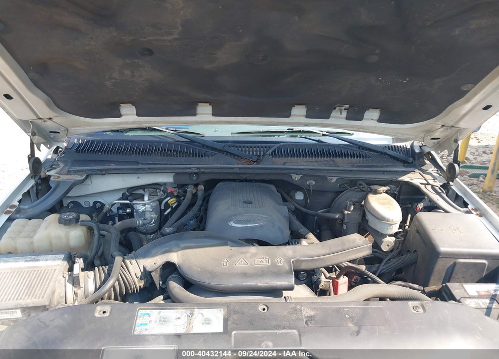 2003 CHEVROLET TAHOE LS VIN: 1GNEC13Z93J185605