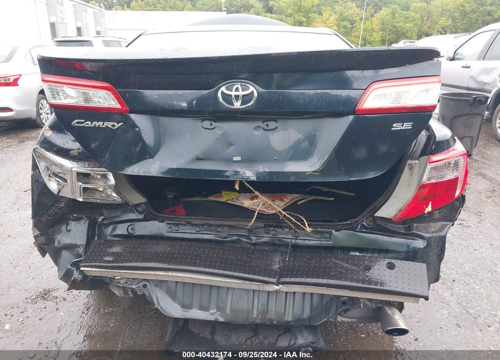 2013 TOYOTA CAMRY SE VIN: 4T1BF1FK2DU214469