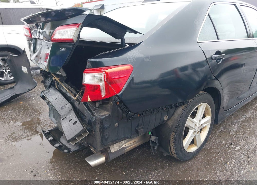 2013 TOYOTA CAMRY SE VIN: 4T1BF1FK2DU214469