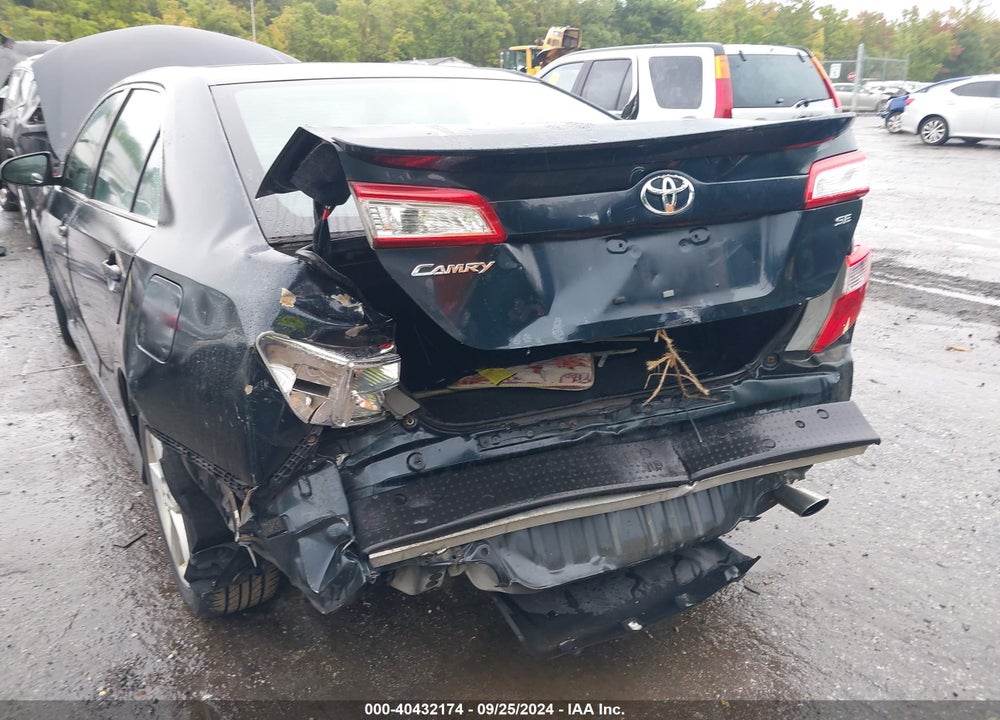 2013 TOYOTA CAMRY SE VIN: 4T1BF1FK2DU214469