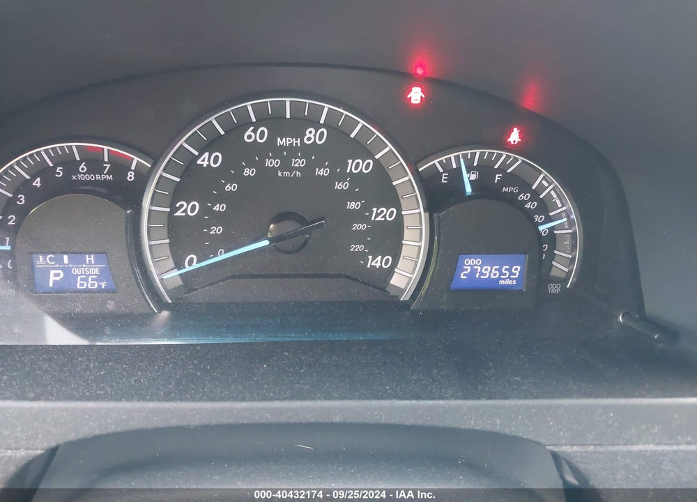 2013 TOYOTA CAMRY SE VIN: 4T1BF1FK2DU214469