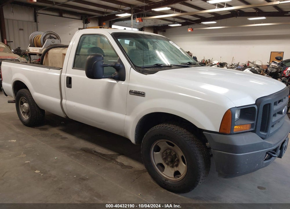 2006 FORD F-350 XL/XLT VIN: 1FTSF30596EC00004