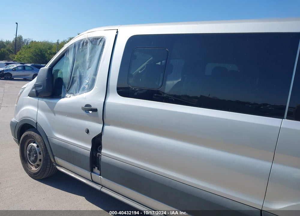 2015 FORD TRANSIT-150 XL VIN: 1FMZK1ZM4FKA11301