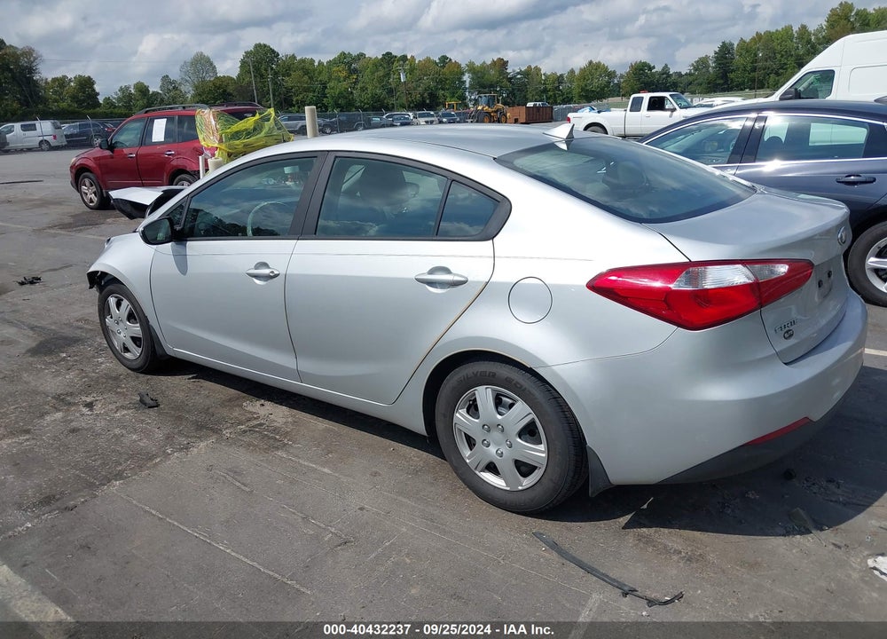 2016 KIA FORTE LX VIN: KNAFK4A68G5582261