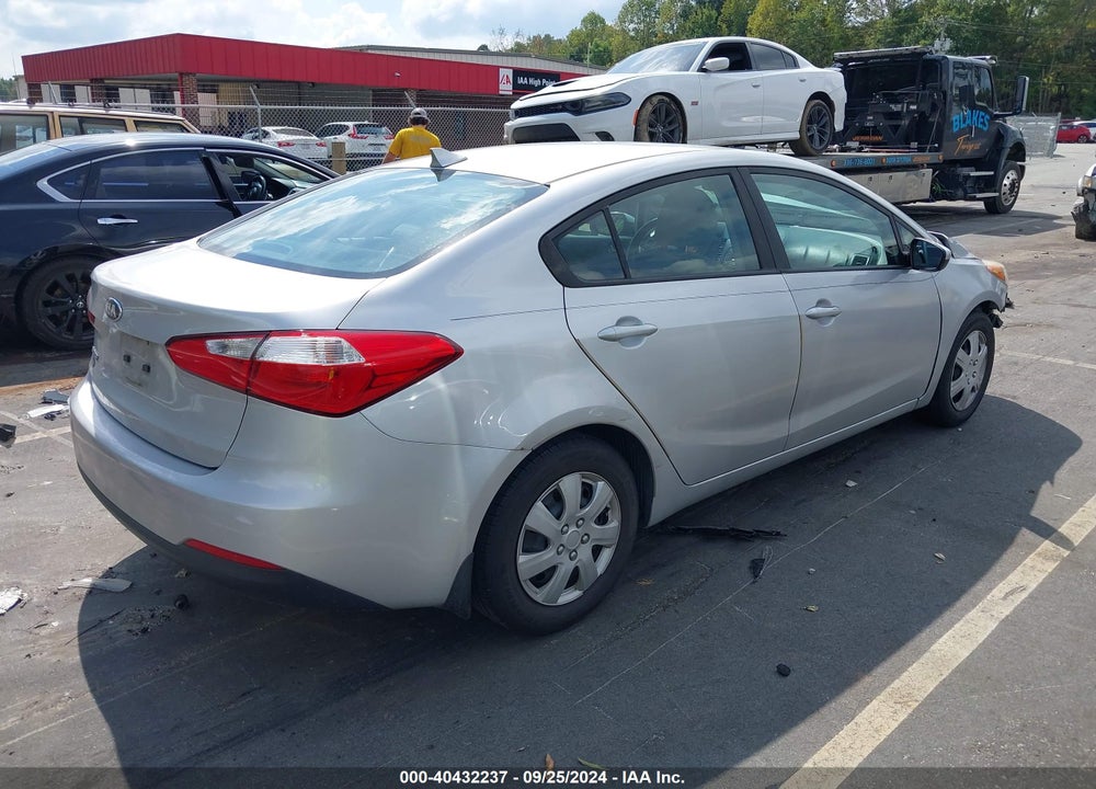 2016 KIA FORTE LX VIN: KNAFK4A68G5582261