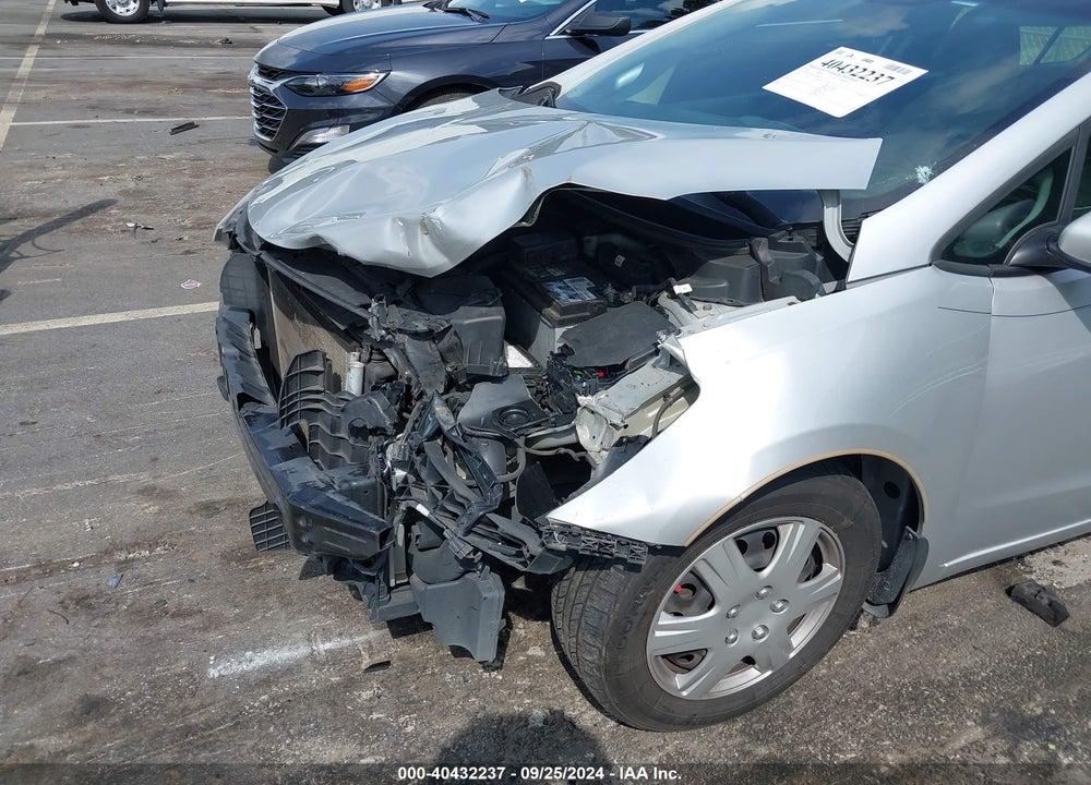 2016 KIA FORTE LX VIN: KNAFK4A68G5582261
