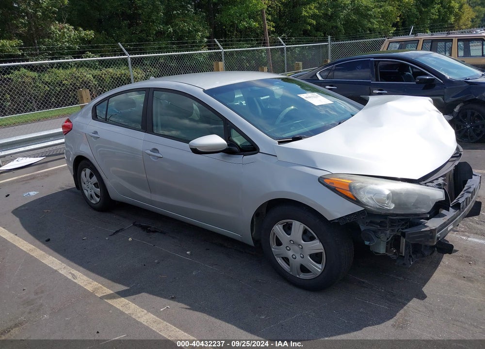 2016 KIA FORTE LX VIN: KNAFK4A68G5582261