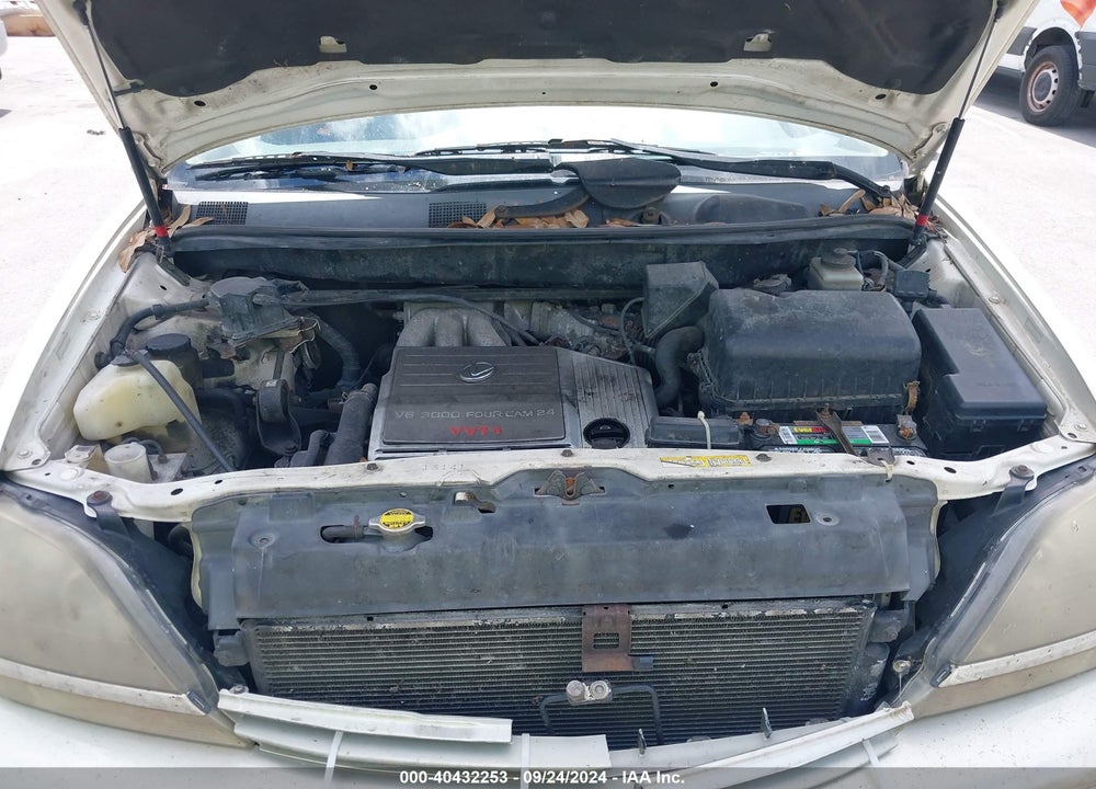 2000 LEXUS RX 300 VIN: JT6GF10U9Y0068080