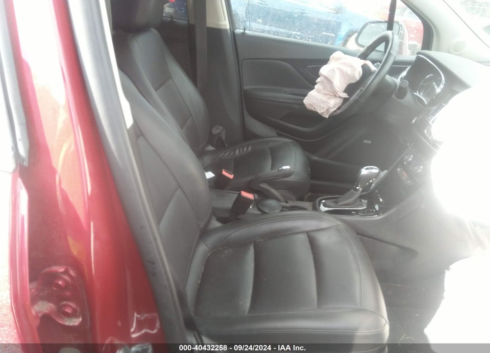 2018 BUICK ENCORE PREMIUM VIN: KL4CJHSB5JB588422