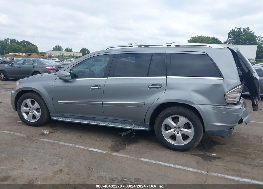2011 MERCEDES-BENZ GL 450 4MATIC VIN: 4JGBF7BE3BA684799