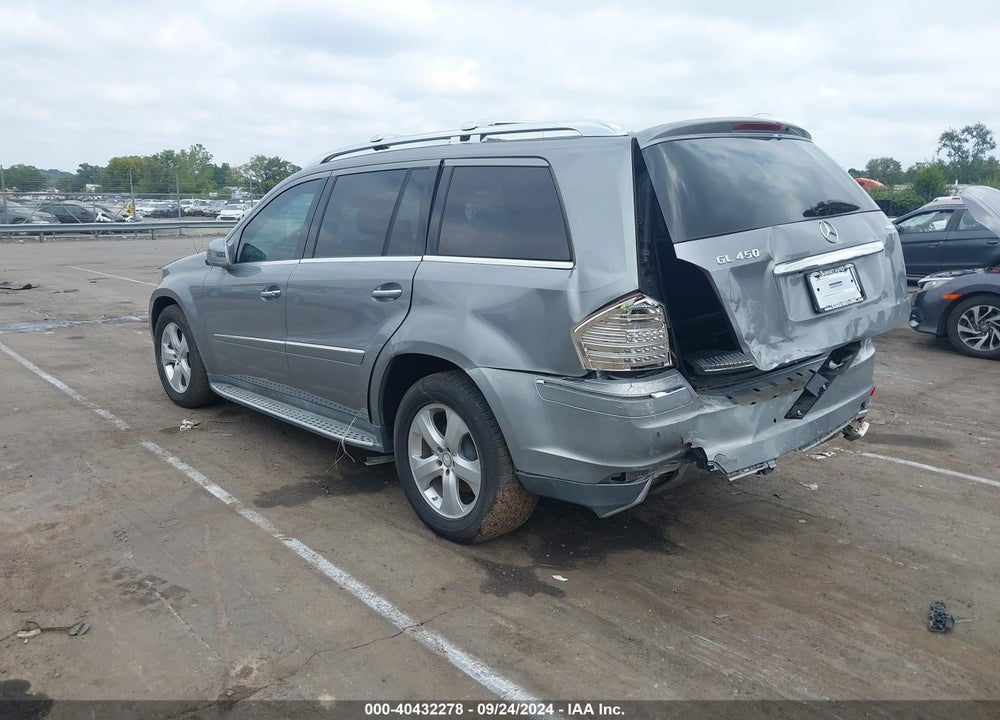 2011 MERCEDES-BENZ GL 450 4MATIC VIN: 4JGBF7BE3BA684799